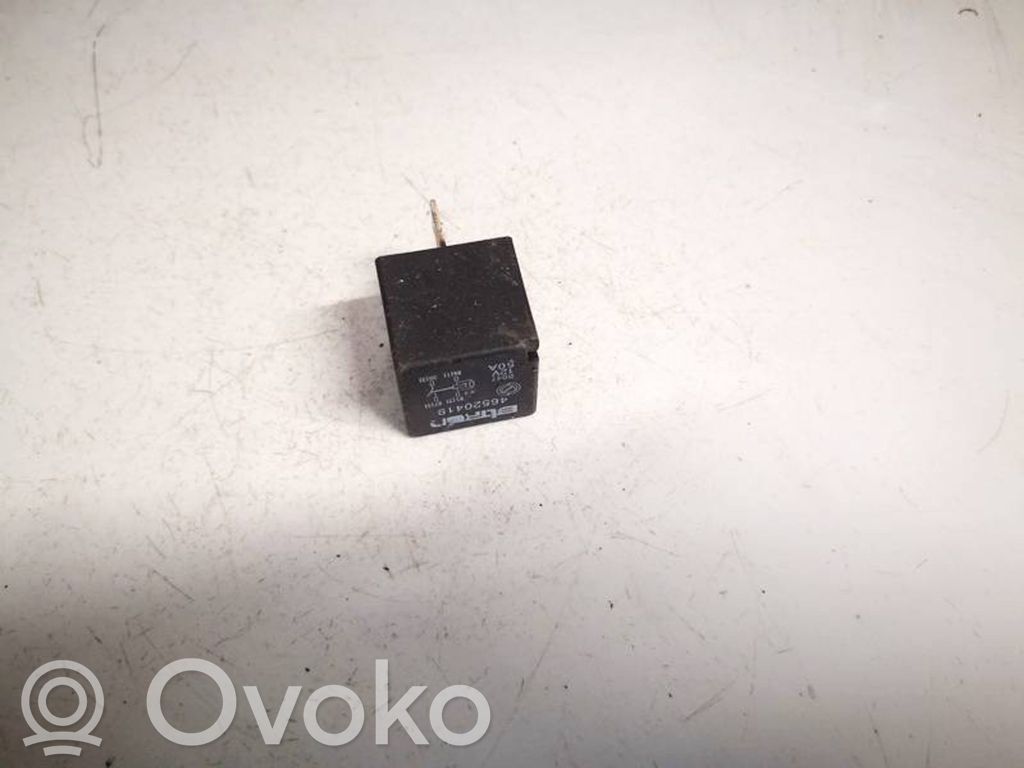 Otros relés   46520419,46520419