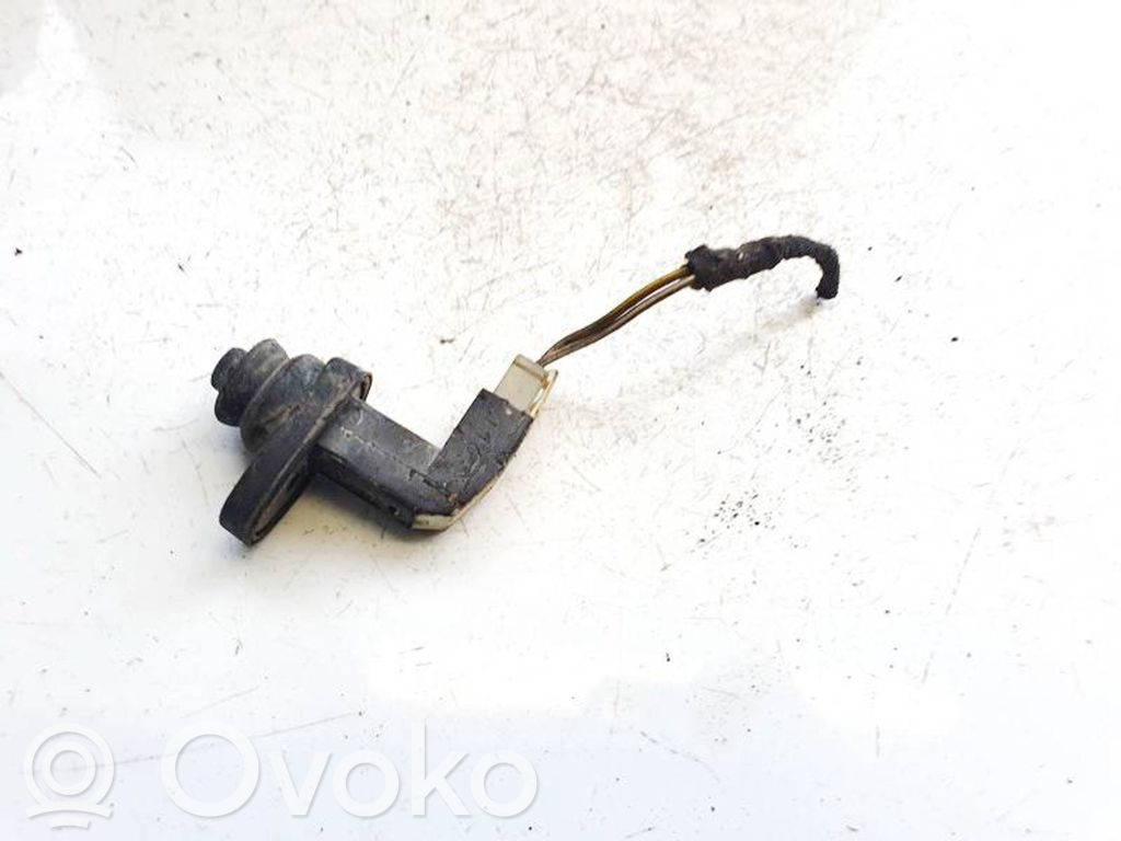 Volkswagen Golf III Czujnik otwarcia drzwi 