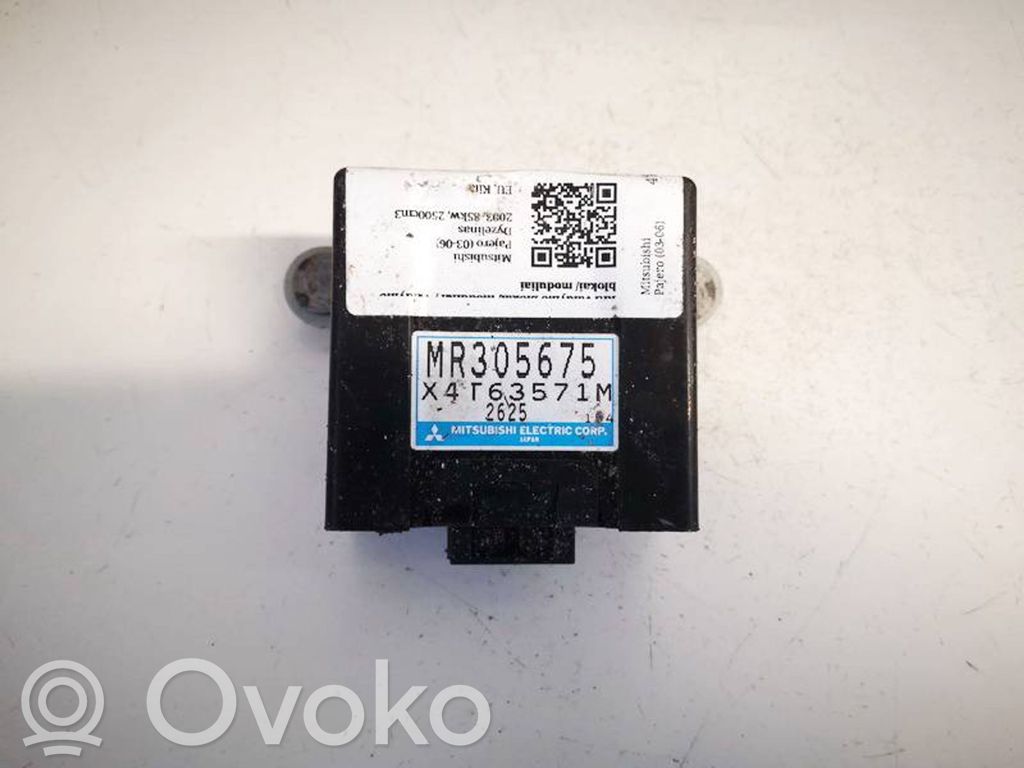 Mitsubishi Pajero Sport I Centralina/modulo portiere 