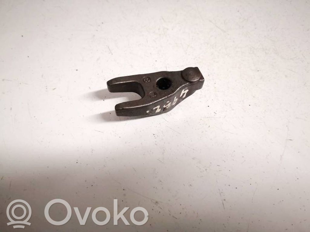 Bridă fixare injector