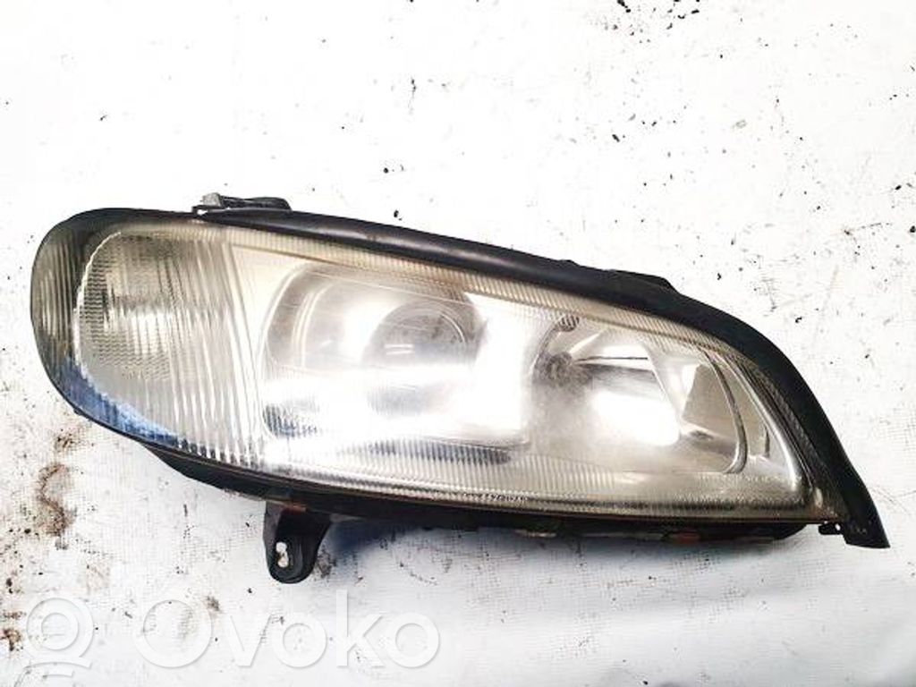 Opel Omega B2 Far 