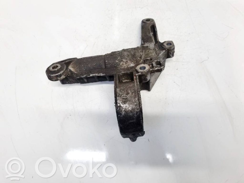 Saab 9-3 Ver1 Engine mounting bracket 