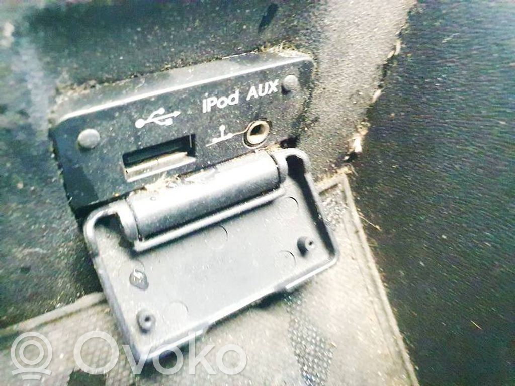 Enchufe conector USB   202006806,202006806