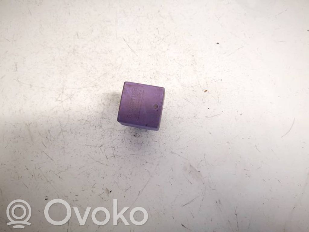 Altri relè   12V50A03525,12V50A03525