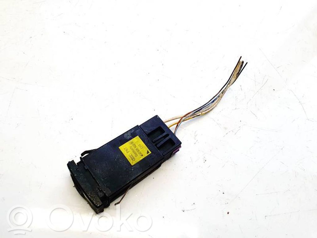 Audi A4 S4 B5 8D Interruttore parabrezza/alzacristalli 