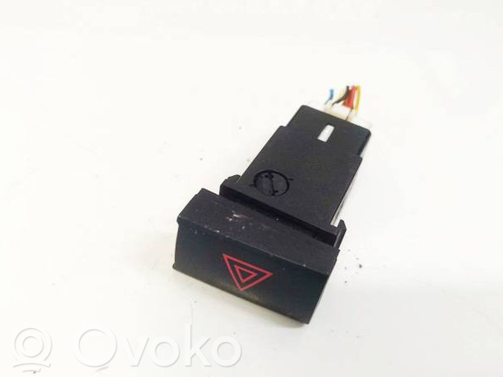 Botón interruptor de luz de peligro   864W0140,864W0140