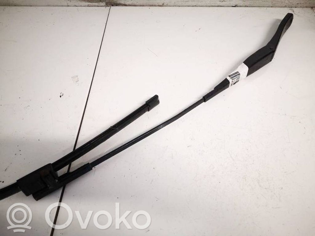 Opel Astra H Braccio della spazzola tergicristallo anteriore