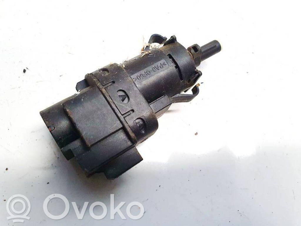 Interruptor sensor del pedal de freno   3M5T13480AB,3M5T13480AB,3M5T13480AB,3M5T13480AB