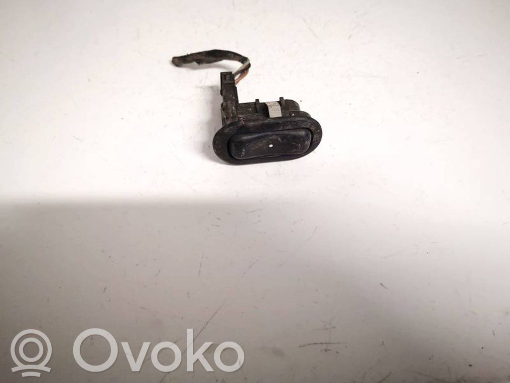 Opel Zafira A Przyciski szyb 