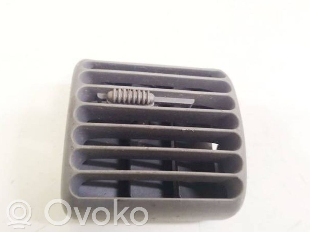 Grilă ventilație/ramă laterală bord