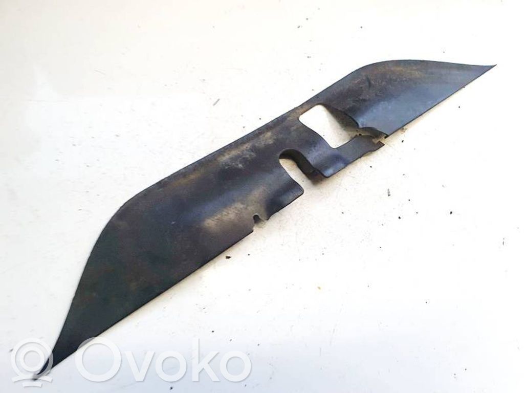Volkswagen PASSAT B5.5 Plaque avant support serrure de capot