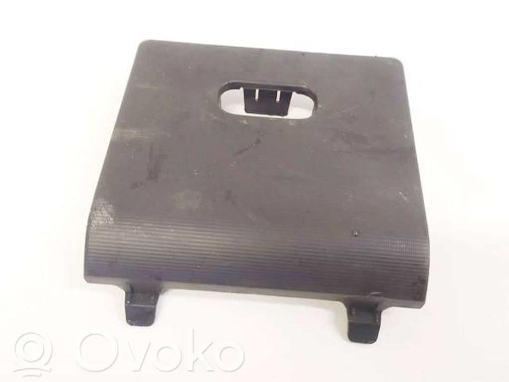 Nissan X-Trail T30 Tapa de caja de fusibles