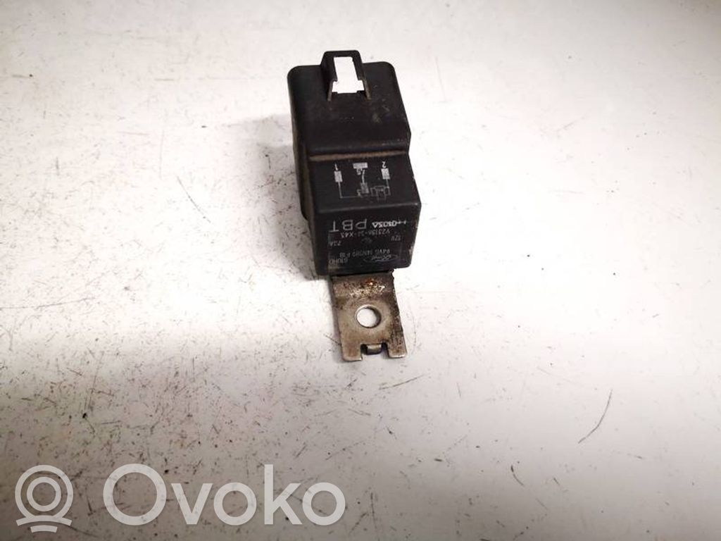 Ford Mondeo Mk III Autres relais 