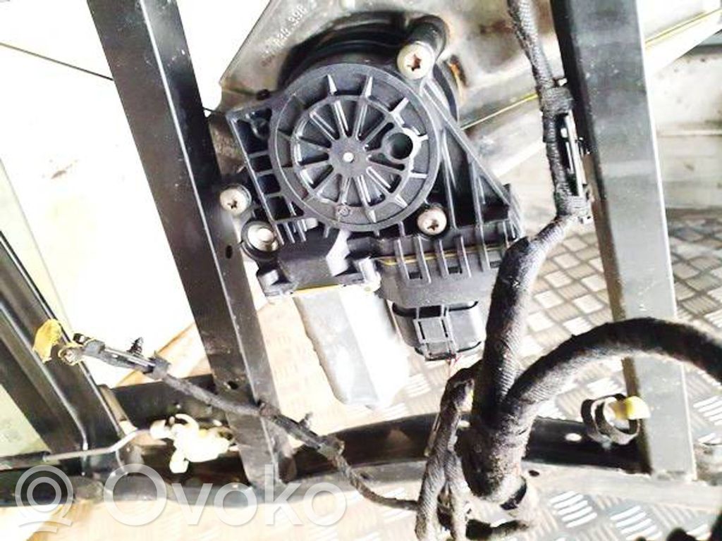 Audi A6 Allroad C5 Motorino alzacristalli della portiera posteriore