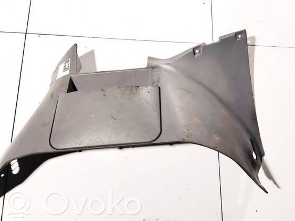 Iveco Daily 40.8 Altra parte interiore 