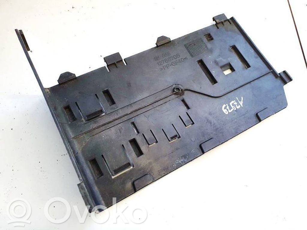 Saab 9-3 Ver2 Support boîte de batterie