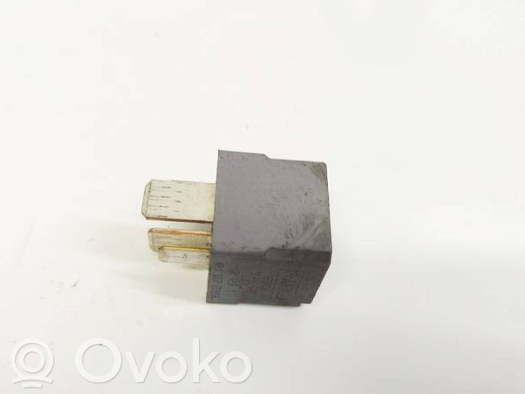 Otros relés   6G9T14B192EA,6G9T14B192EA,6G9T14B192EA,6G9T14B192EA