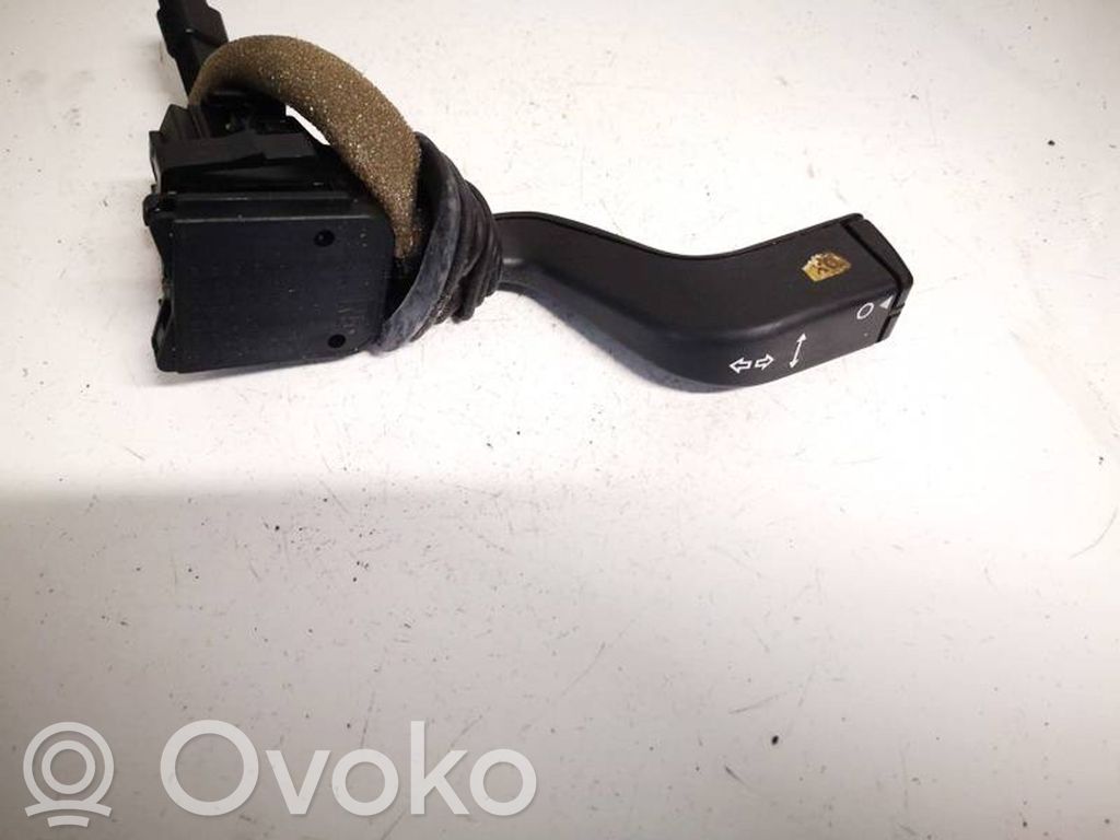 Opel Zafira A Manetă semnalizator 