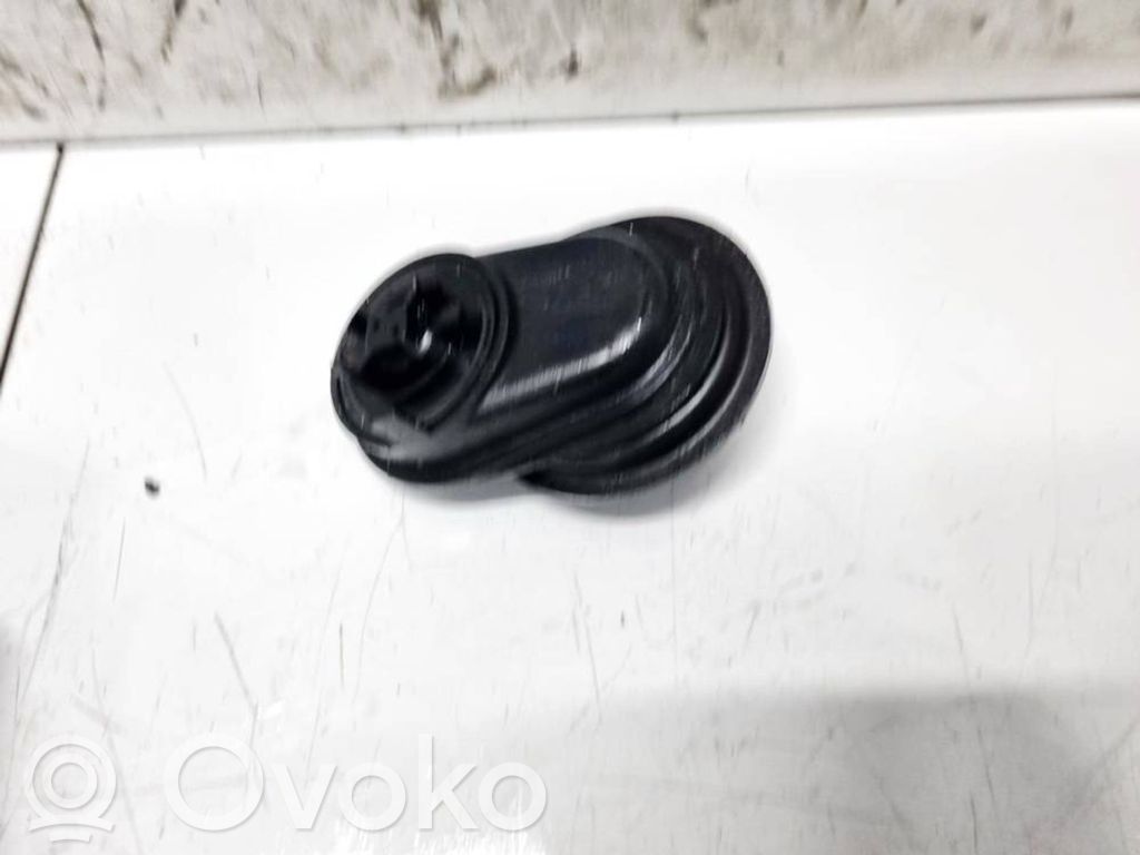 Volkswagen Sharan Turboahtimen öljyletku