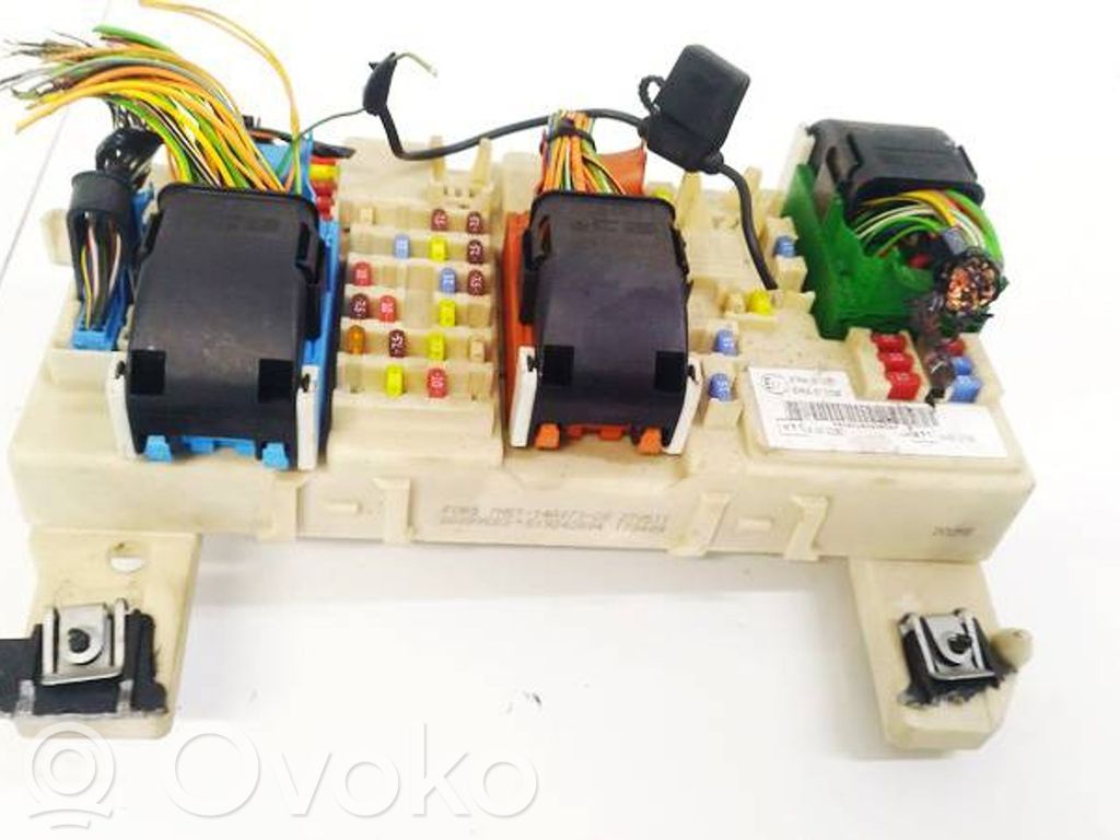 Ford Focus Drošinātāju kaste (komplekts) 
