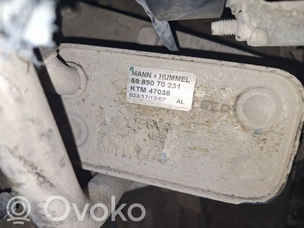Opel Zafira B Radiatore dell’olio del motore