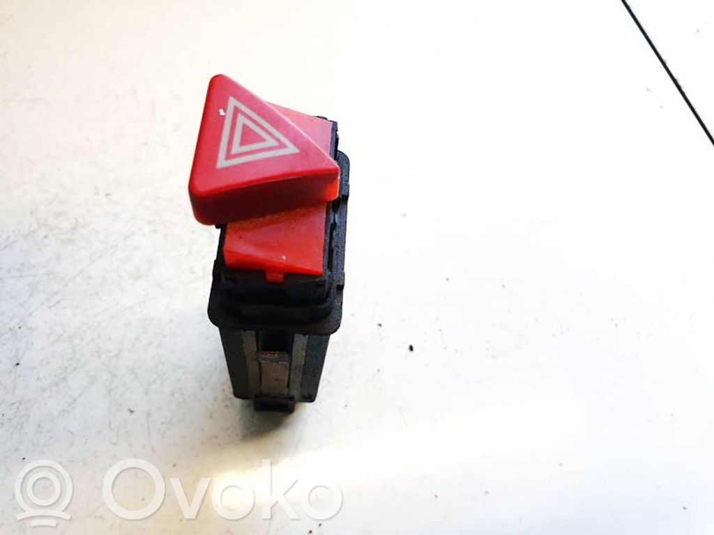Jarrupolkimen anturin kytkin   4B0941509D,4B0941509D