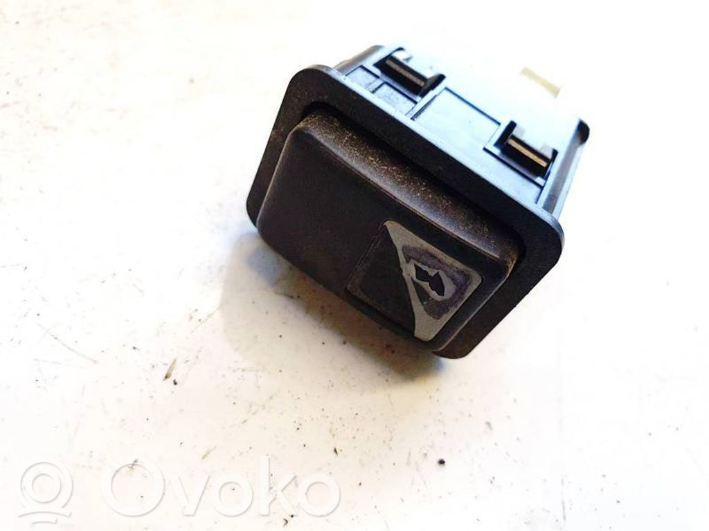 Honda CR-V Fog light switch 