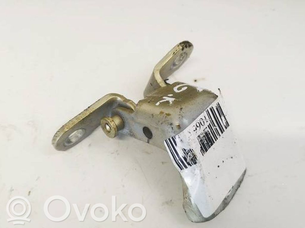 Ford Mondeo Mk III Bisagra inferior de la puerta trasera 