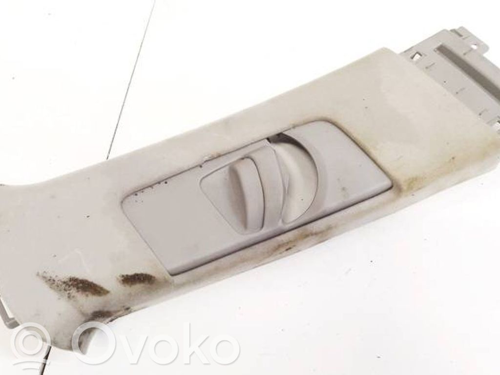Toyota Prius (XW20) Altra parte interiore