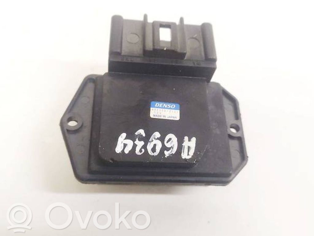 Toyota Avensis T250 Motorino ventola riscaldamento/resistenza ventola