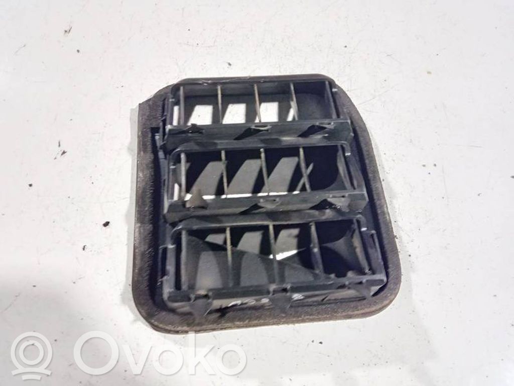 Honda Insight Ilmanoton kanavan osa