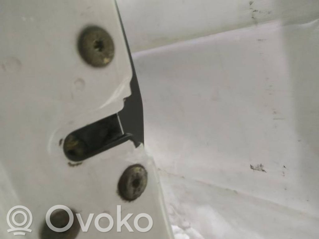 Cerradura de puerta delantera