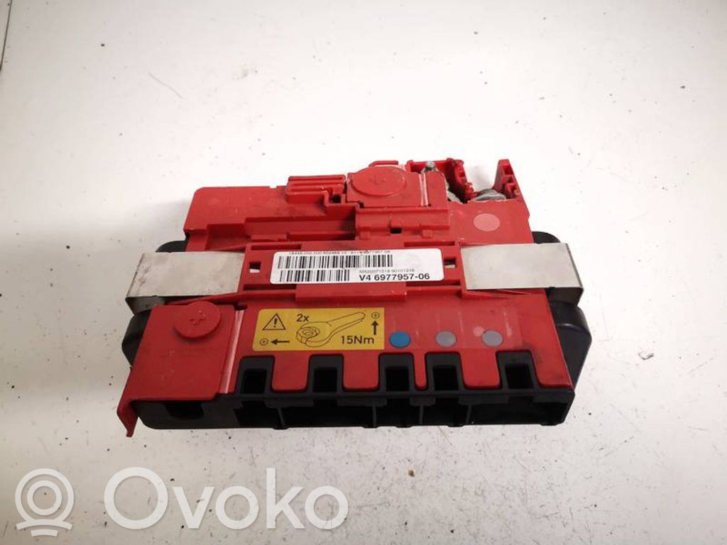 Fuse box set   697795706,697795706,697795706,697795706