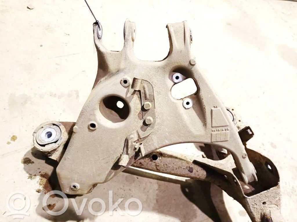Audi A4 S4 B7 8E 8H Querlenker Achsschenkel hinten