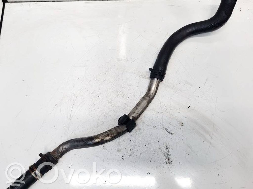 Opel Insignia A Tubo flessibile del liquido di raffreddamento del motore