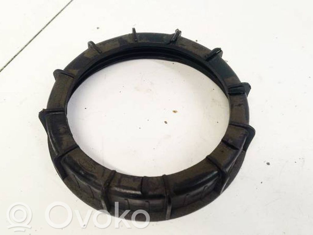 Volvo V50 Anello/dado di bloccaggio della vite della pompa del carburante nel serbatoio 