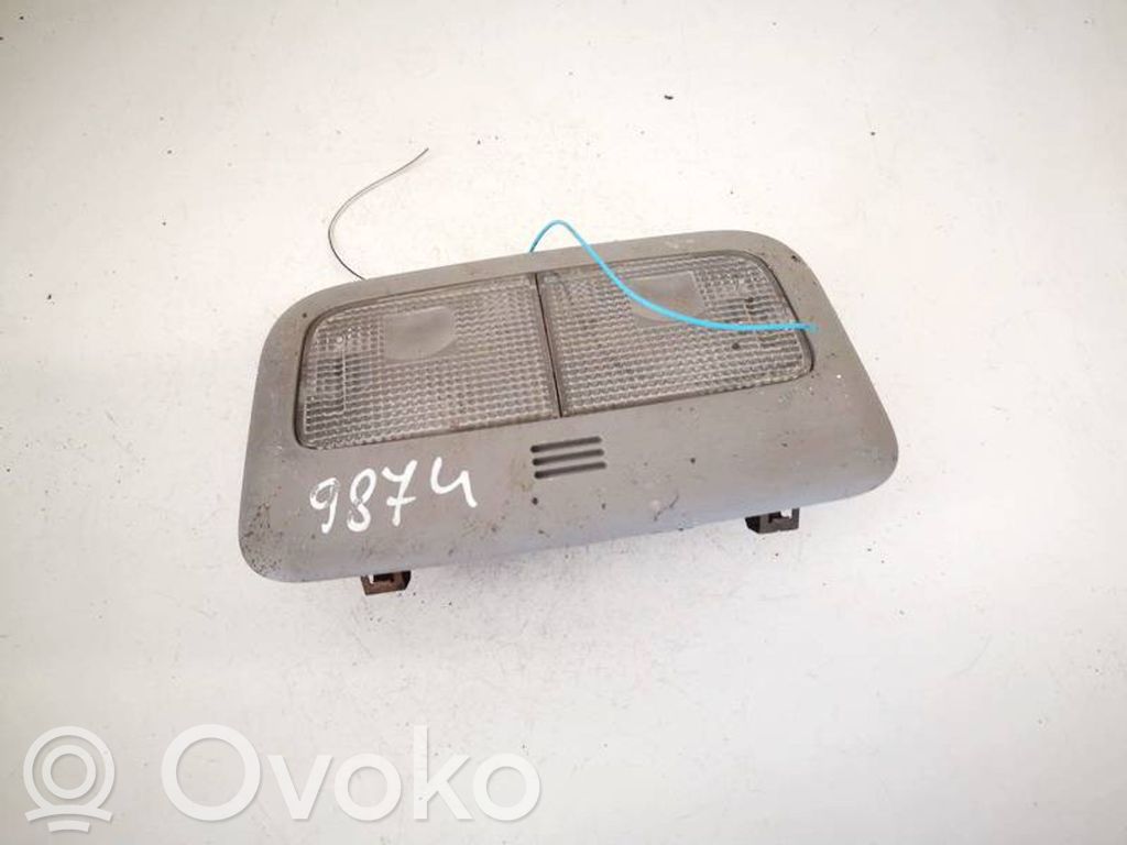 Toyota Yaris Illuminazione sedili posteriori