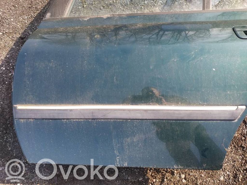 Peugeot 406 Takaoven lista (muoto) 