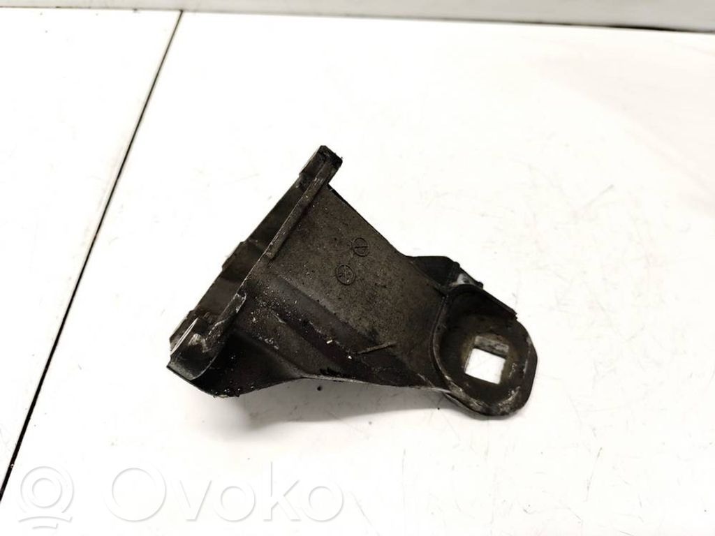 Engine mounting bracket   8A0199308G,8A0199308G