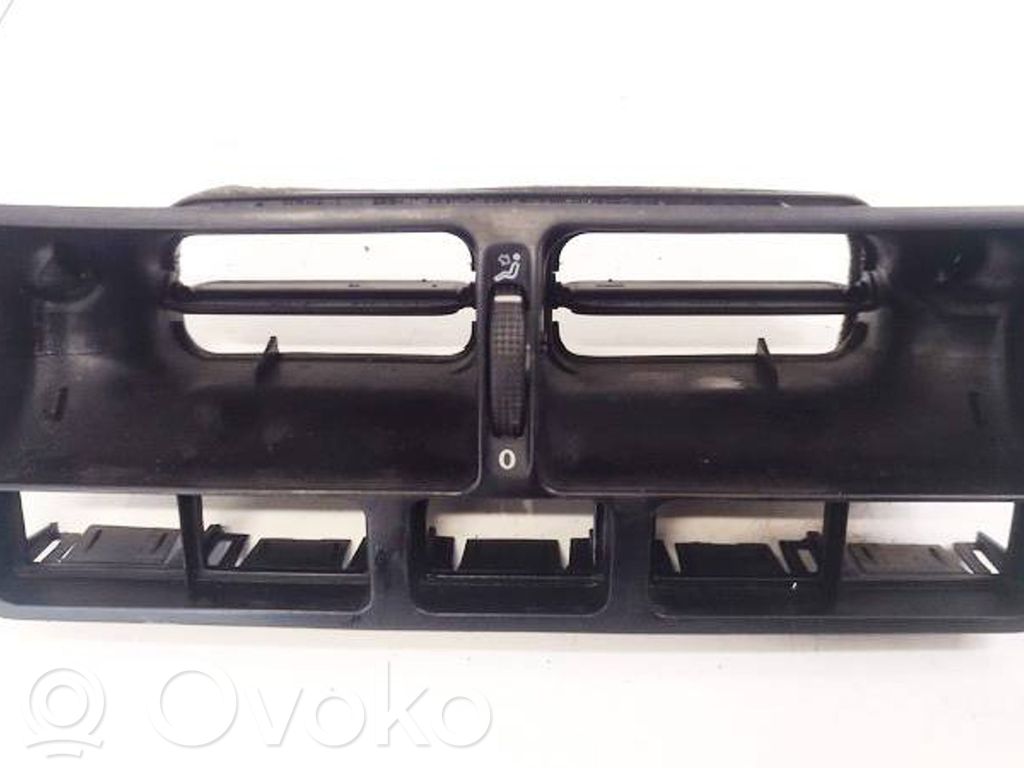 Volkswagen Golf IV Grille d'aération centrale 