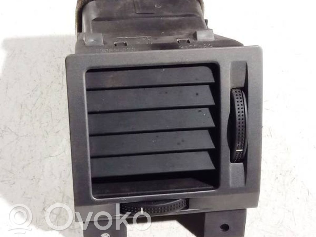 Grilă ventilație centrală   230635620,9177169,230635620,9177169
