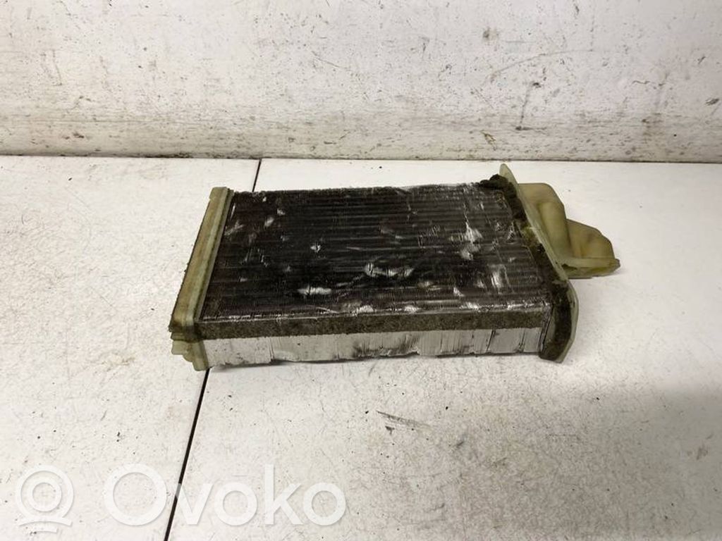 BMW 3 E36 Pečiuko radiatorius 
