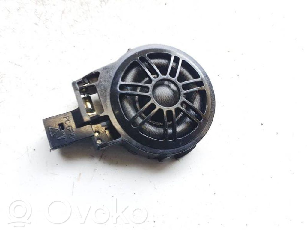 Etuoven kaiutin   107974100A,107974100A,107974100A,107974100A