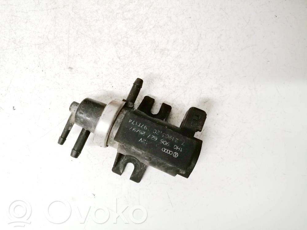Audi A6 S6 C4 4A Turboahtimen magneettiventtiili 