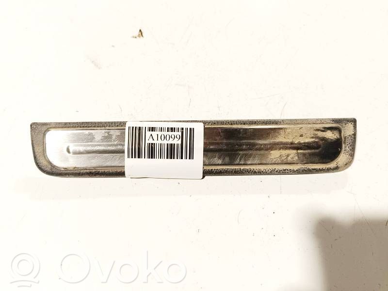 Nissan Primera Capac prag spate