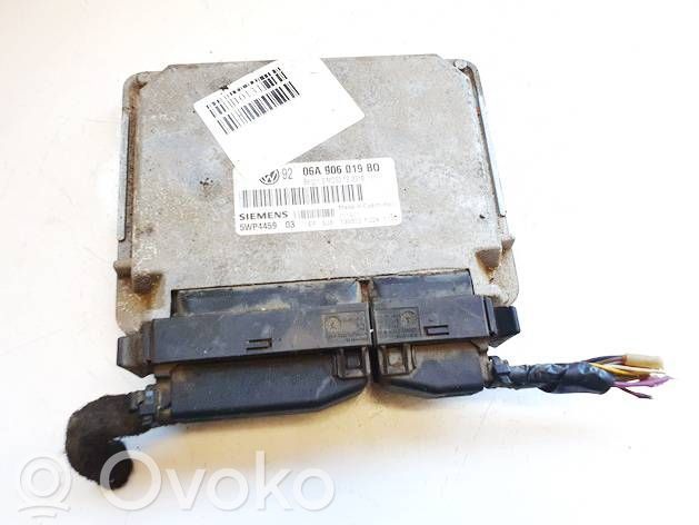 Volkswagen Golf IV Sterownik / Moduł ECU 