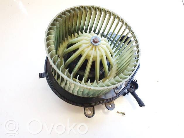 Volkswagen PASSAT B5.5 Ventola riscaldamento/ventilatore abitacolo 