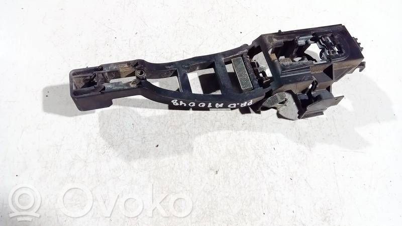 Ford C-MAX I Alte piese de exterior 