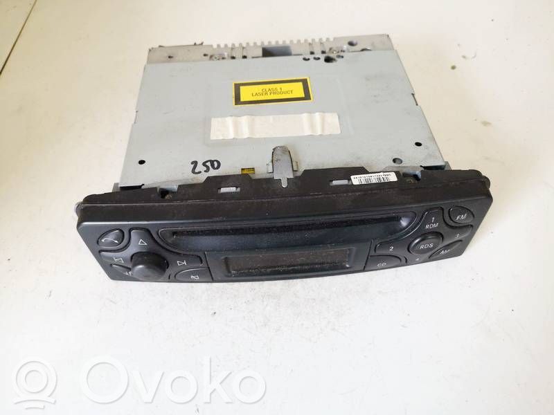 Mercedes-Benz C W203 Unità principale autoradio/CD/DVD/GPS