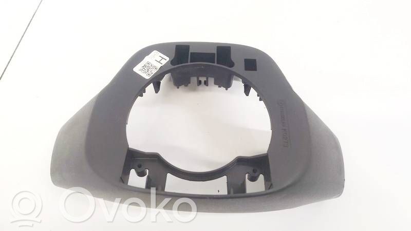 Mazda CX-7 Kita salono detalė 